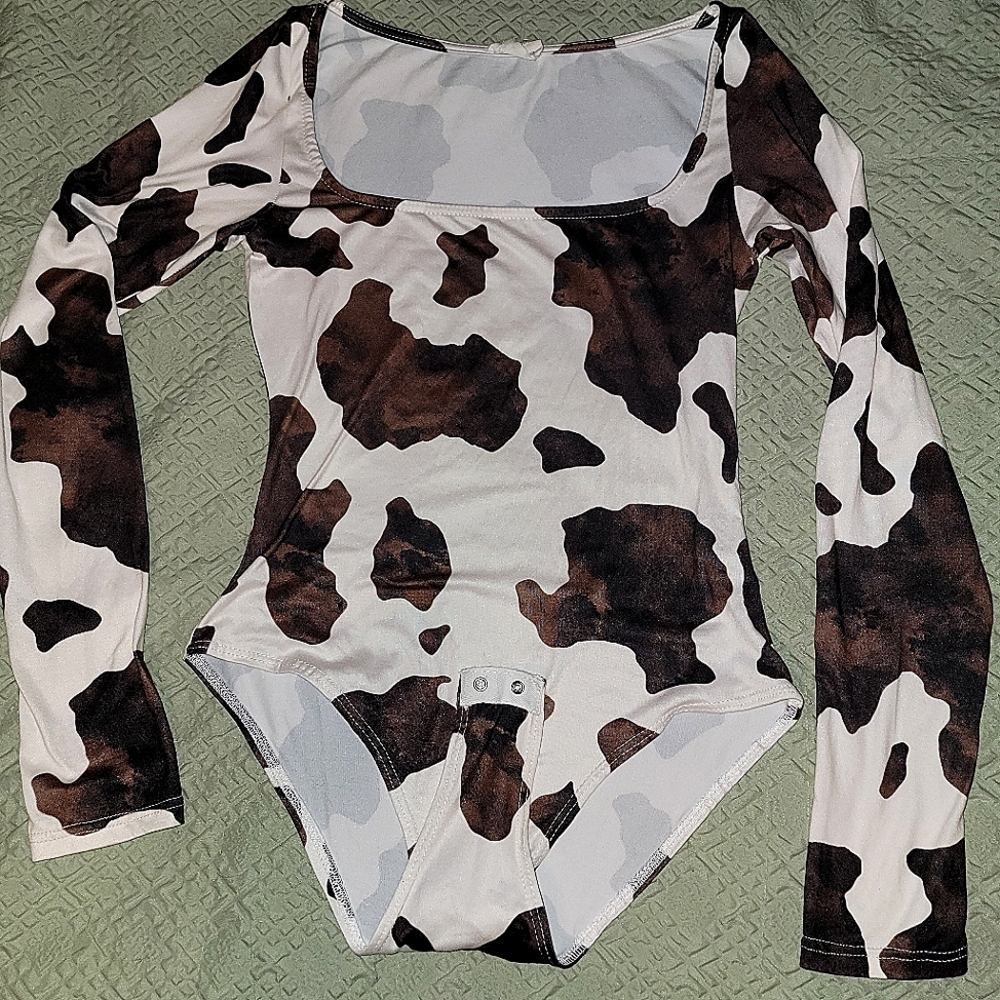 Peach Love California Cow Print Bodysuit
